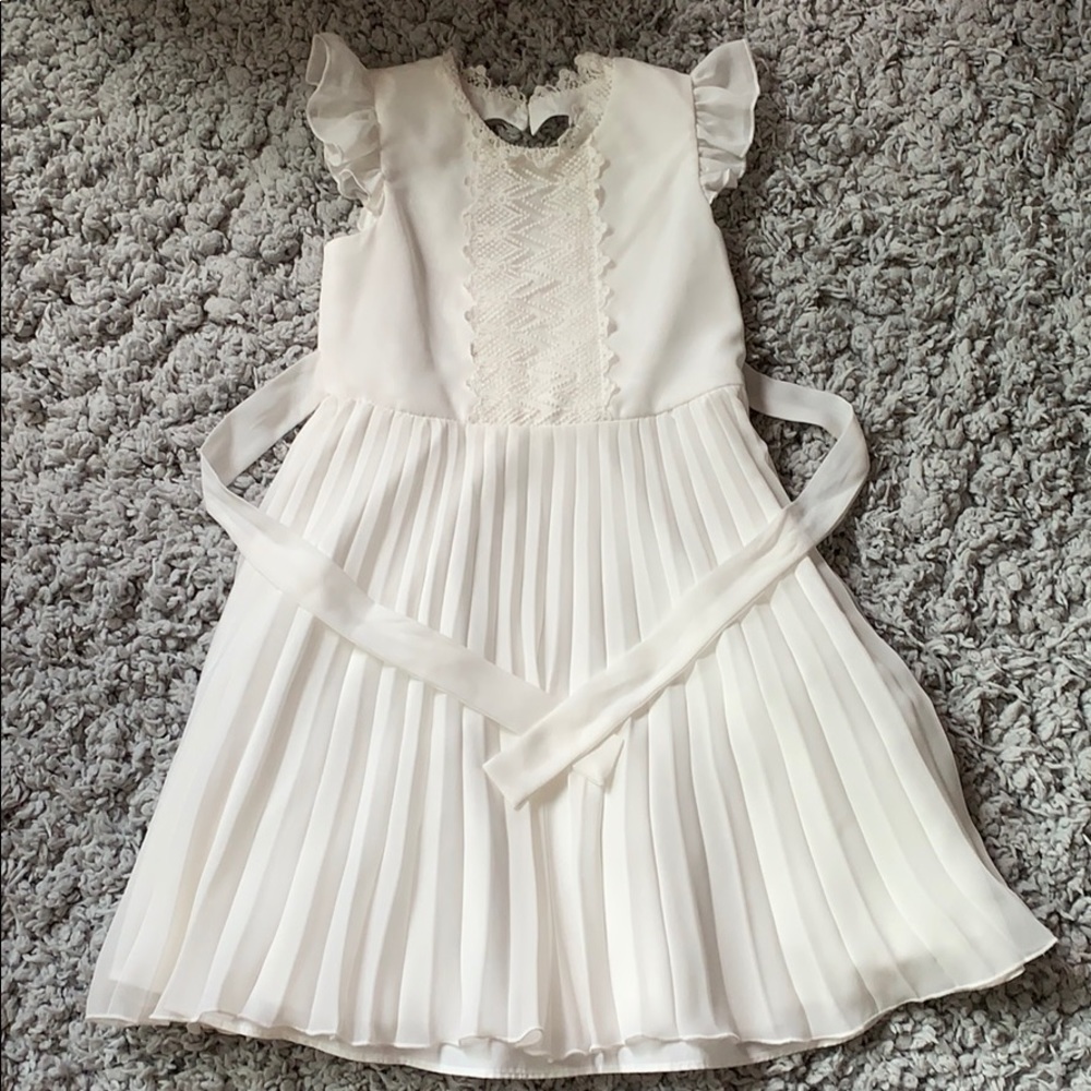EUC Girls Cream Bonnie Jean Dress Size 6